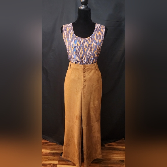 BCBG High-Waisted Faux Suede Pants in Rust Size L - Picture 6 of 15